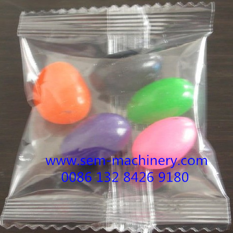 candy gum beans sachet packing machine