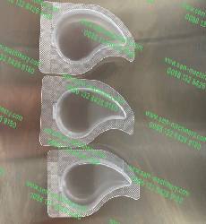 Automatic Plastuc Vial Liquid Packing Machine .